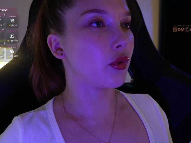 mispopi live sex show