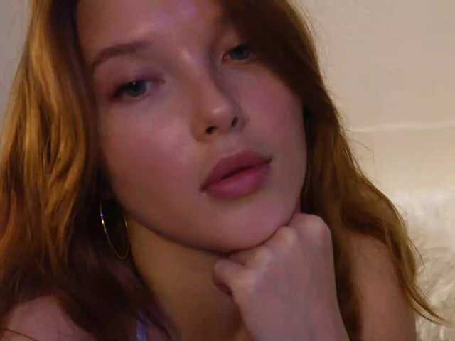 mispopi live cam on BongaCams
