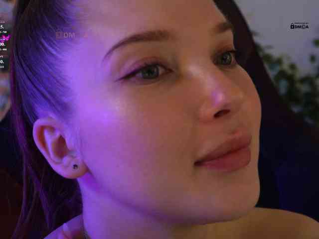 _Q_ webcam