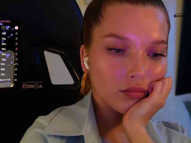 _Q_ webcam