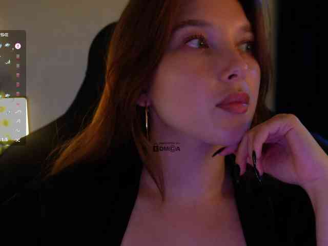 mispopi Live Webcam on BongaCams