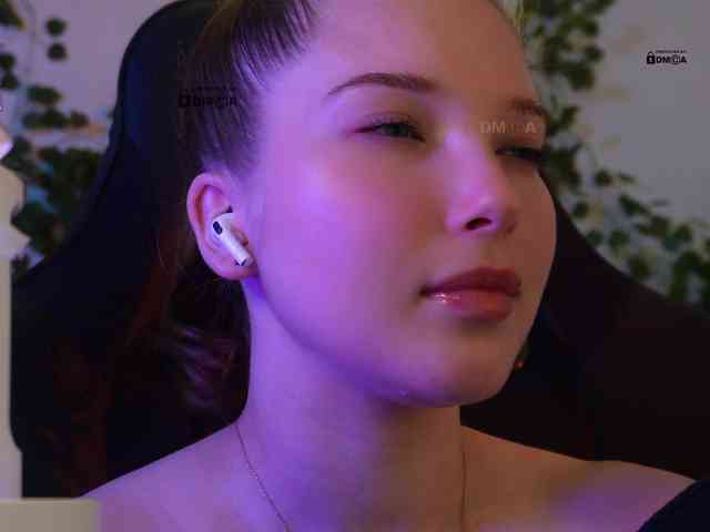 _Q_ webcam