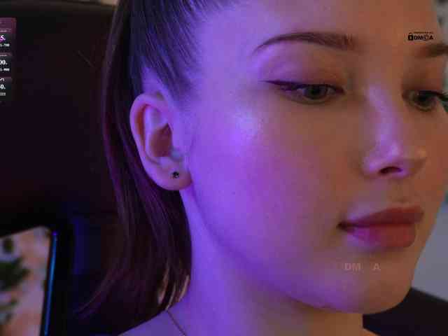 _Q_ webcam