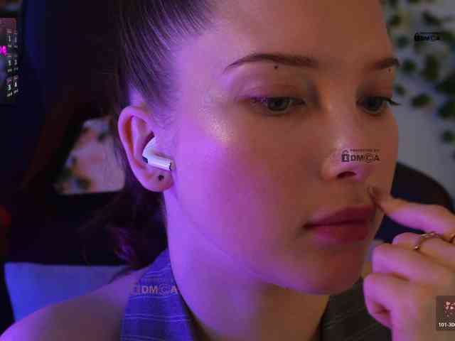 _Q_ webcam