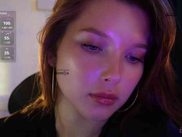 _q_'s cam show statistics and live stream