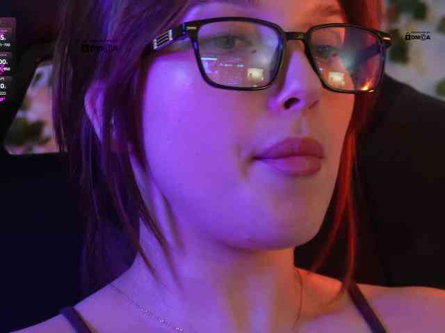 mispopi Live Webcam on BongaCams
