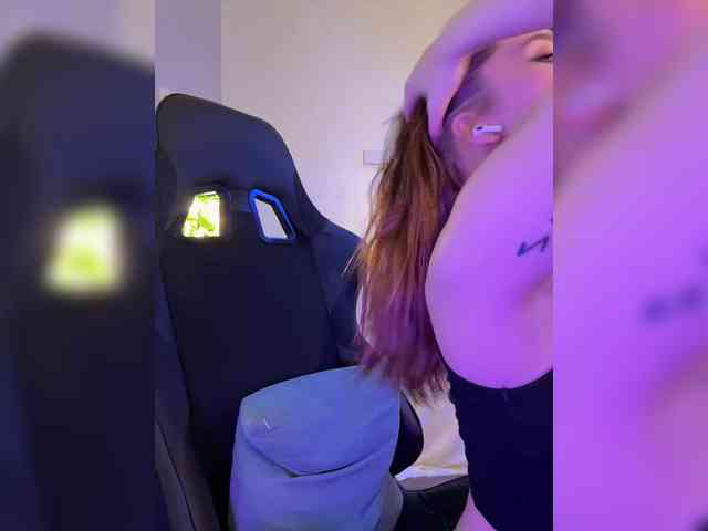 mispopi Sex Cam Show