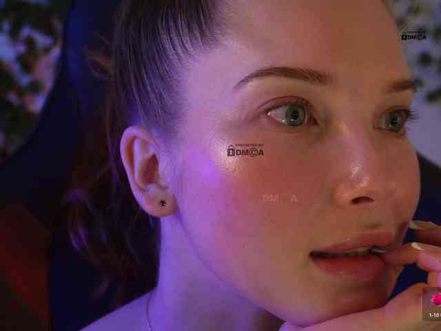 _Q_ webcam
