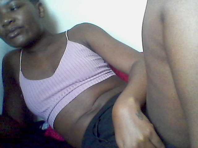 rakisha1 live cam on BongaCams