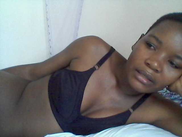 rakisha1, live now on BongaCams
