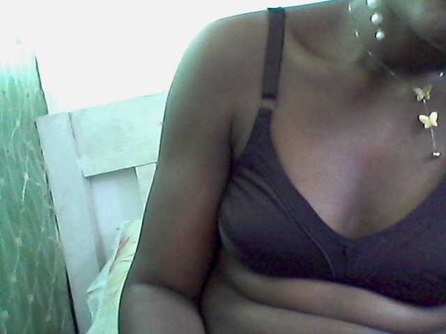 rakisha1 live cam preview