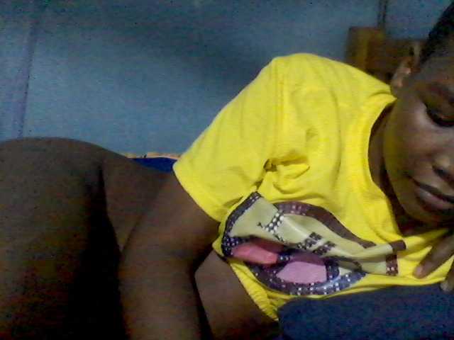 rakisha1 live cam on BongaCams