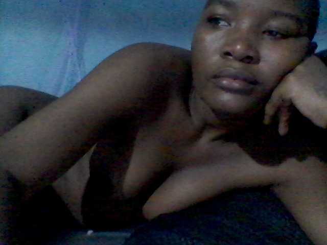 rakisha1 live cam on 