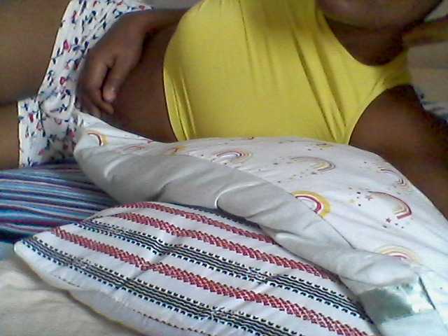 rakisha1, en directo ahora en BongaCams
