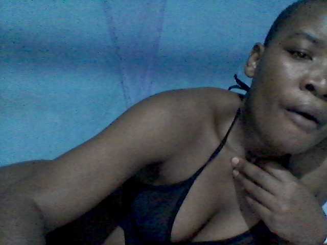 rakisha1 live webcam show