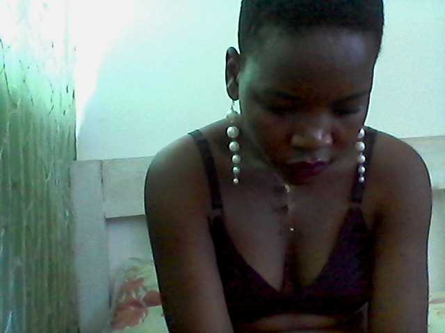rakisha1 live cam preview