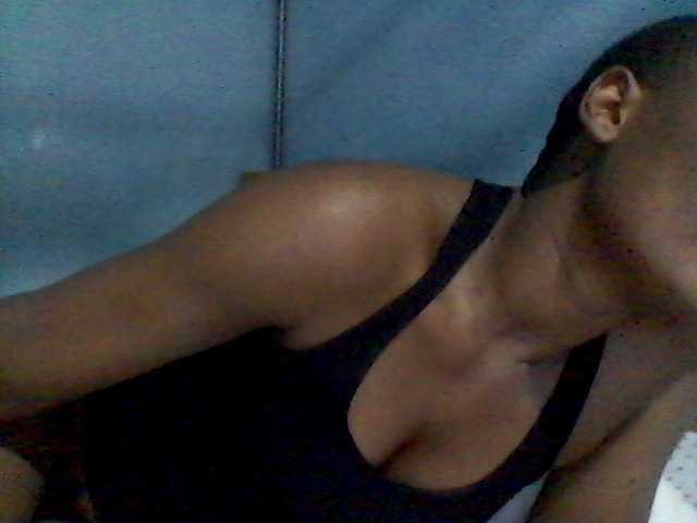 rakisha1 live webcam show