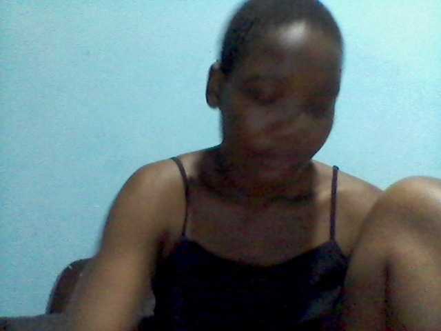 rakisha1 live cam on BongaCams