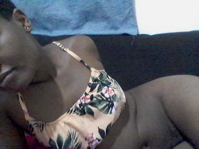 rakisha1 webcam
