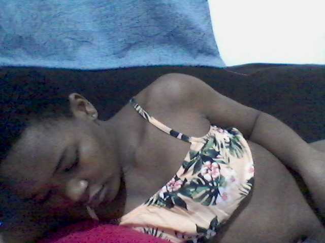 rakisha1 live cam preview