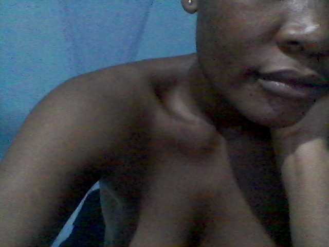 rakisha1 live cam on 