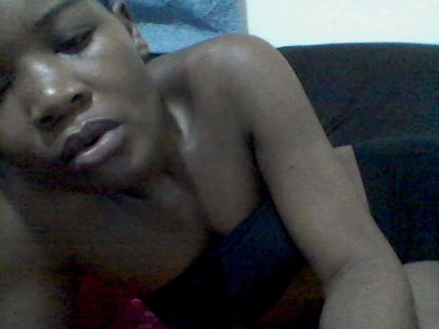 rakisha1 live cam preview