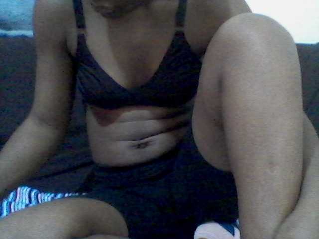 rakisha1 live cam preview