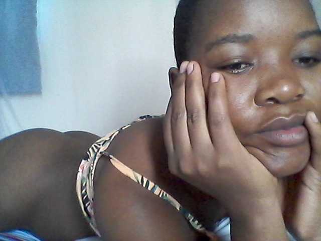 rakisha1 live cam preview