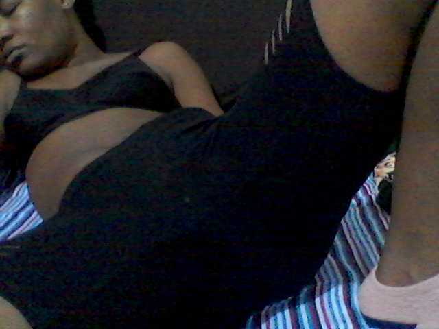 rakisha1 live cam on BongaCams