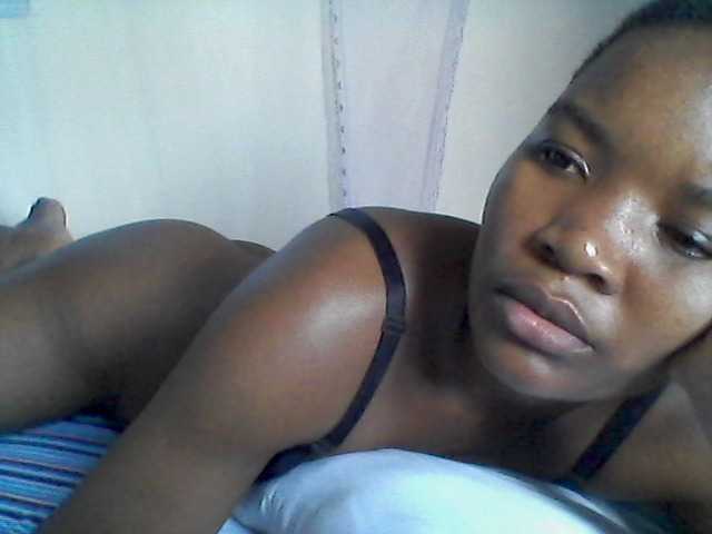 rakisha1 live cam preview