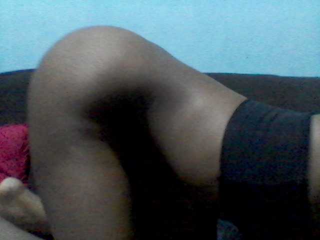 rakisha1 live cam on BongaCams