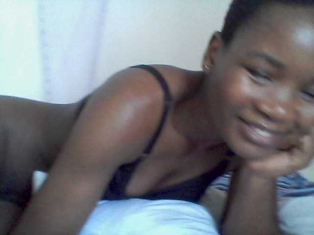 rakisha1, live now on BongaCams