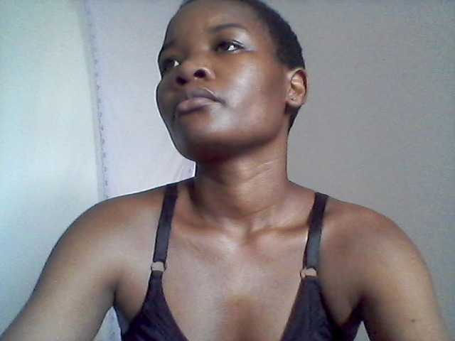 rakisha1 live cam preview