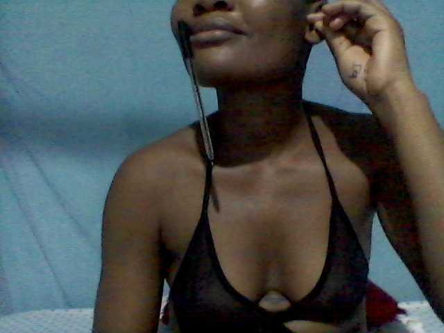 rakisha1 live webcam show