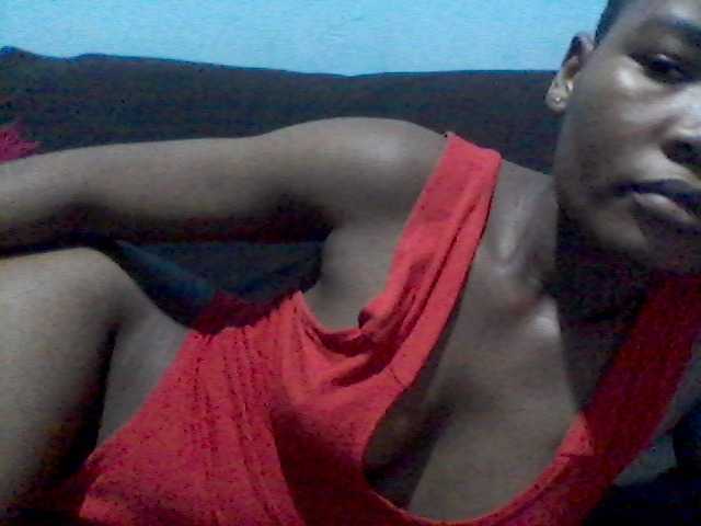 le modèle rakisha1 est en webcam porno dans un show sur le site bongacams, il possède les tags suivants: Ebony,Brunette,Hairy