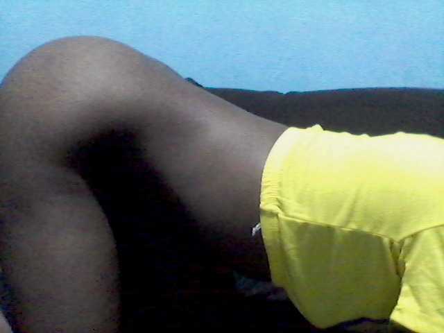 rakisha1 live cam on BongaCams