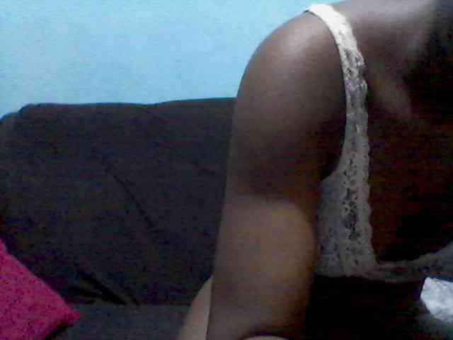 rakisha1 webcam