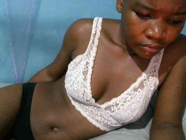 rakisha1 webcam