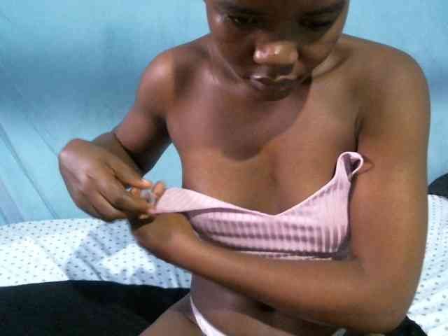 rakisha1 webcam