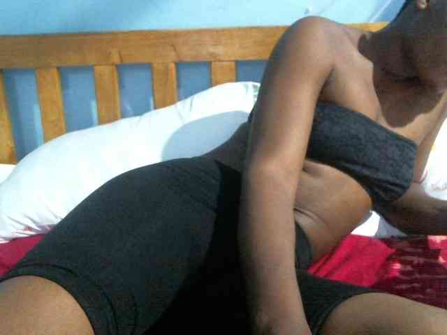 rakisha1 webcam