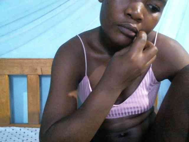rakisha1 webcam