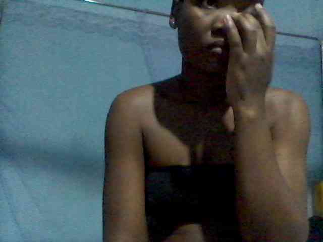 rakisha1 webcam
