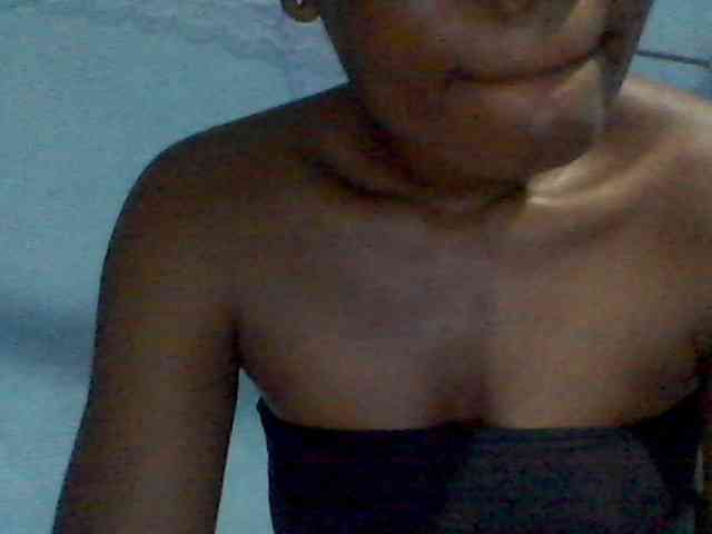 rakisha1 webcam