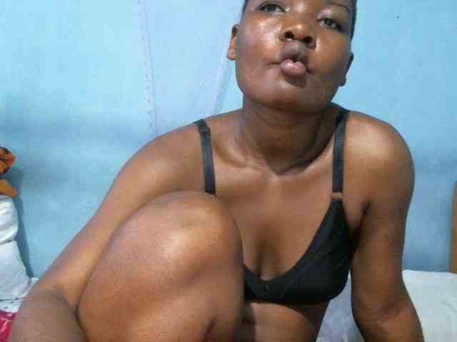 rakisha1 webcam