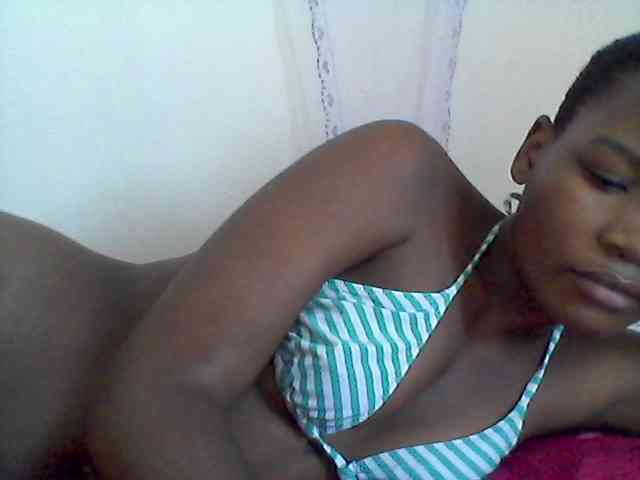 rakisha1 webcam