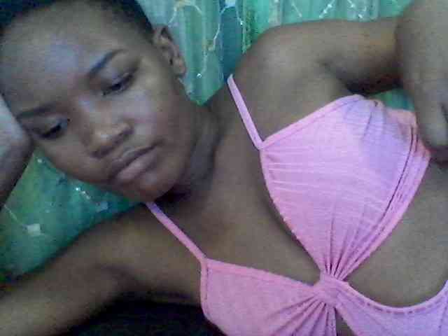 rakisha1 webcam