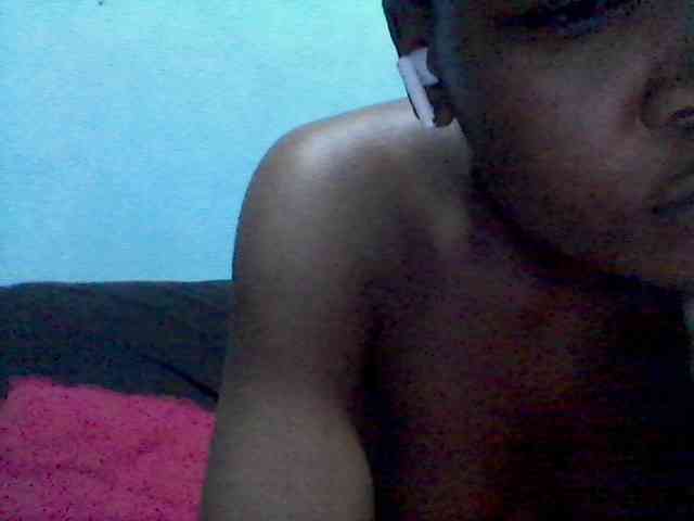 rakisha1 webcam
