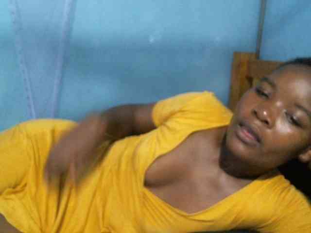 rakisha1 webcam
