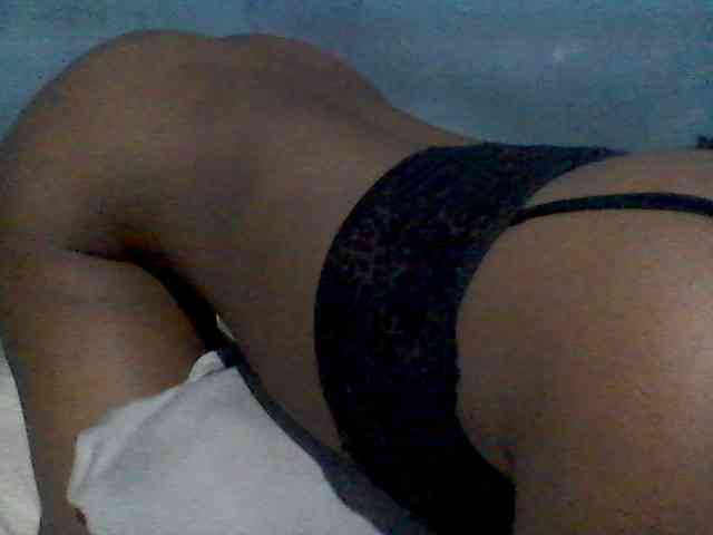 rakisha1 webcam