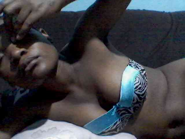 rakisha1 webcam